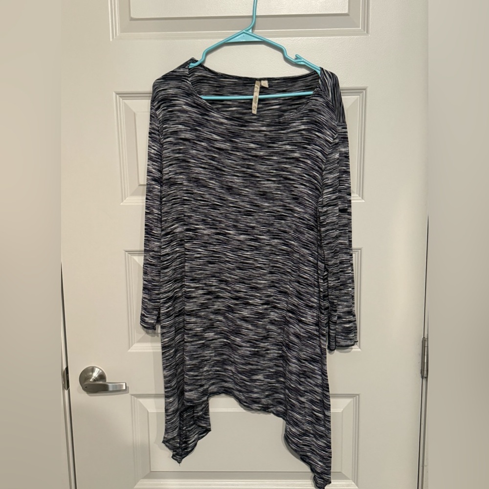 Women’s Stretchy Long Sleeve Tunic